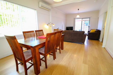 Interlude At Belmont - Accommodation Yamba 9