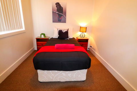 Interlude At Belmont - Accommodation Yamba 7