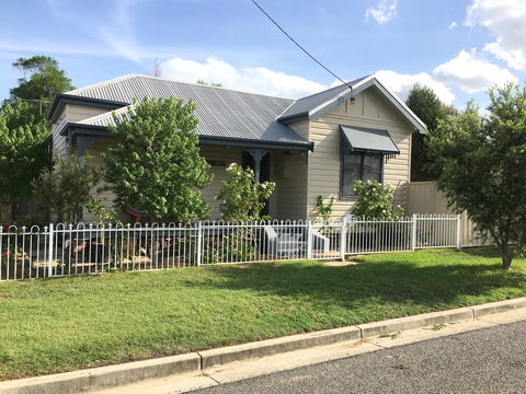 Caledonia Cottage - Accommodation Yamba 0