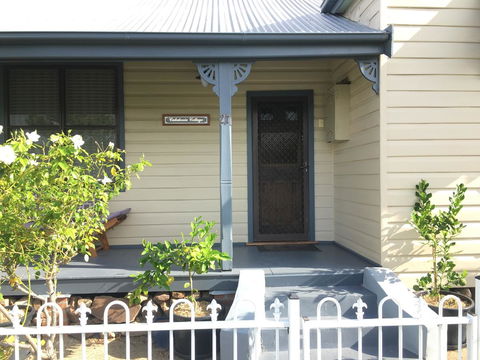 Caledonia Cottage - Accommodation Yamba 6