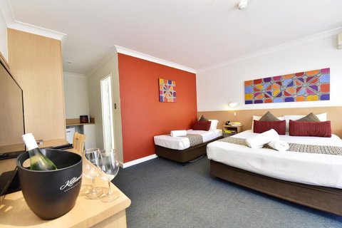 Diplomat Hotel Alice Springs - Accommodation Yamba 21