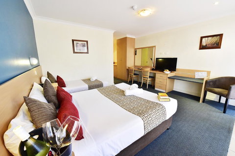 Diplomat Hotel Alice Springs - Accommodation Yamba 13