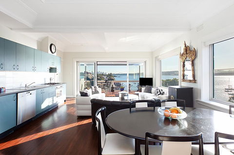 Art Deco Apartment With Breathtaking Water Views - Accommodation Yamba 0
