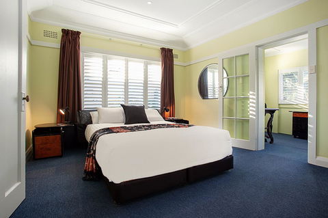 Art Deco Apartment With Breathtaking Water Views - Accommodation Yamba 1