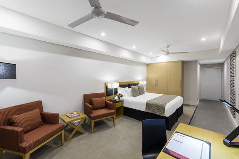 Oaks Darwin Elan Hotel - Accommodation Yamba 11