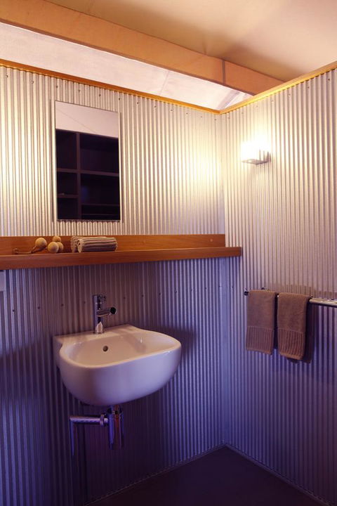 Wildman Wilderness Lodge - Accommodation Yamba 11