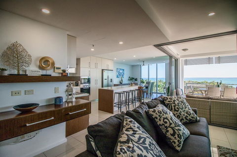 ZEN BY THE WATER - Esplanade Darwin Retreat - Accommodation Yamba 0