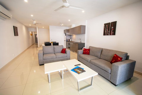 Magnum Serviced Apartments - Accommodation Yamba 14