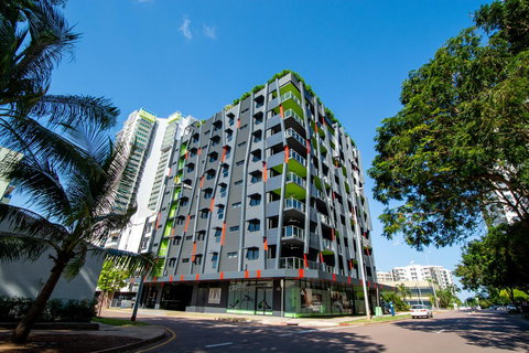 Magnum Serviced Apartments - Accommodation Yamba 32