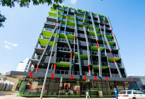 Magnum Serviced Apartments - Accommodation Yamba 31