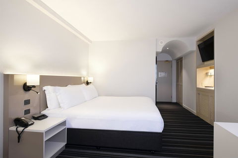 DoubleTree By Hilton Esplanade Darwin - Accommodation Yamba 10