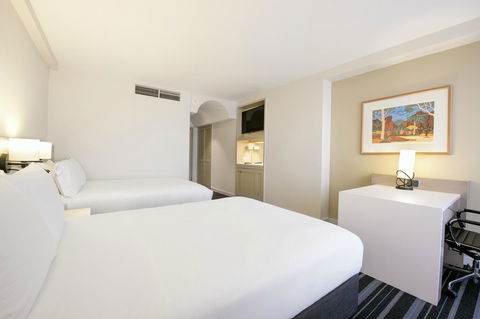 DoubleTree By Hilton Esplanade Darwin - Accommodation Yamba 16