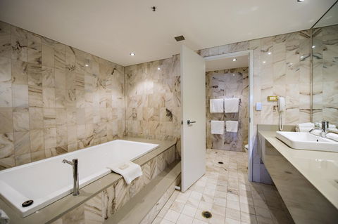 Hilton Darwin - Accommodation Yamba 35