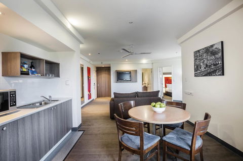 Novotel Darwin CBD - Accommodation Yamba 7