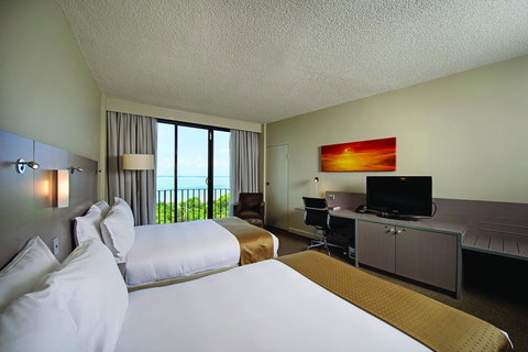 Hilton Garden Inn Darwin - Accommodation Yamba 12