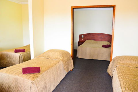 Erldunda Desert Oaks Resort - Accommodation Yamba 32