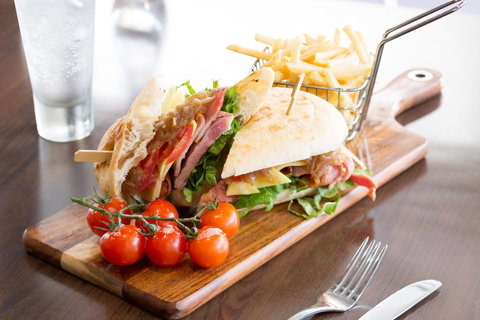 The Smith Hotel Darwin - Accommodation Yamba 9