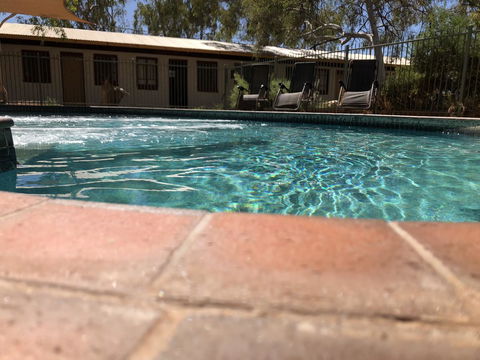 Glen Helen Lodge - Accommodation Yamba 0