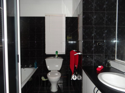 DARWIN'S SHADY ACRES RETREAT - Accommodation Yamba 33