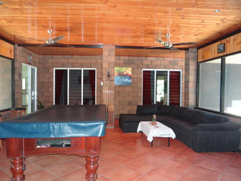 DARWIN'S SHADY ACRES RETREAT - Accommodation Yamba 17