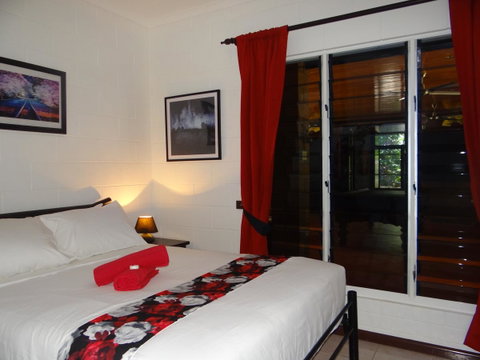DARWIN'S SHADY ACRES RETREAT - Accommodation Yamba 36