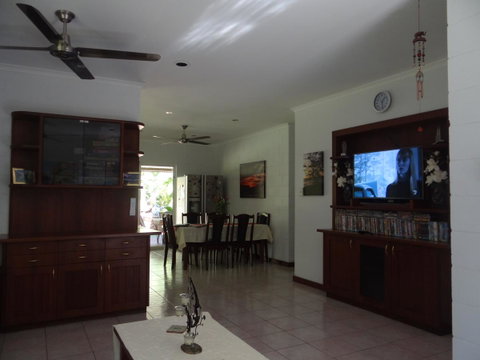 DARWIN'S SHADY ACRES RETREAT - Accommodation Yamba 20