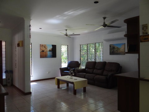 DARWIN'S SHADY ACRES RETREAT - Accommodation Yamba 21