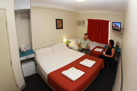 Value Inn - Accommodation Yamba 14
