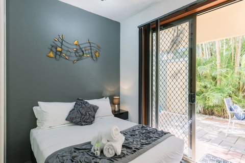CitySide Apartment - 2 Bedroom With Private Courtyard - Accommodation Yamba 14
