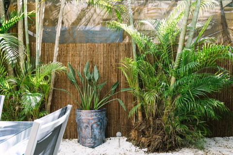 CitySide Apartment - 2 Bedroom With Private Courtyard - Accommodation Yamba 11