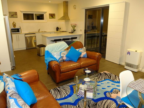 Rock Wallaby - Accommodation Yamba 3