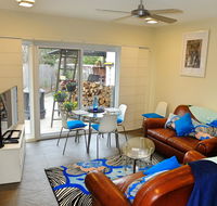 Rock Wallaby - Accommodation Yamba