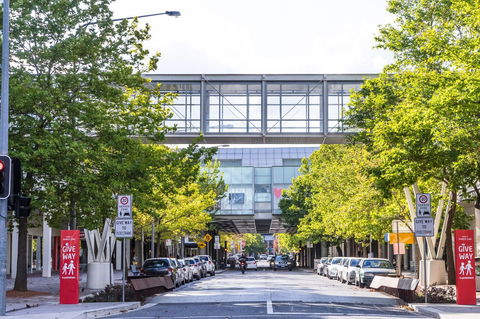 Highgate Executive Apartment City Walk Canberra - Accommodation Yamba 36
