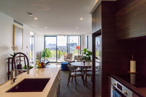 Highgate Executive Apartment City Walk Canberra - Accommodation Yamba 12