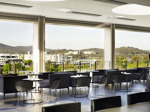 Burbury Hotel - Accommodation Yamba 9