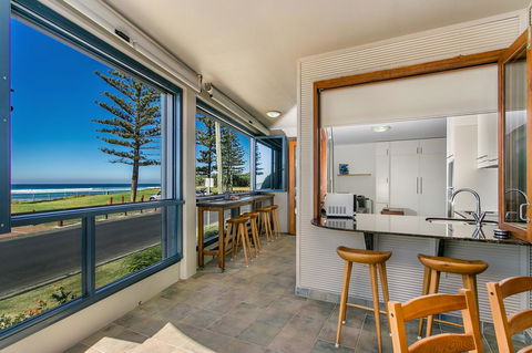 Lennox Holiday Apartments - Accommodation Yamba 32