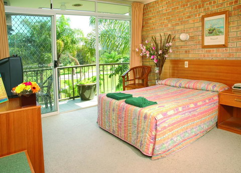Bombora Resort - Coolangatta - Accommodation Yamba 2