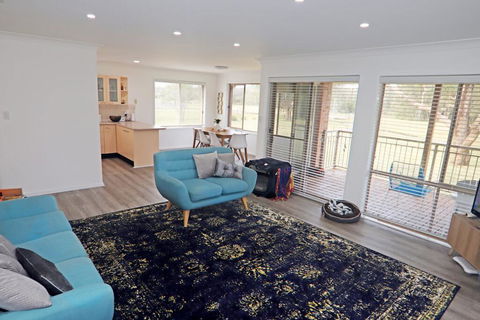 Boomerang - Accommodation Yamba 1