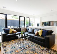 Boutique Stays-Murrumbeena Place 1 - Accommodation Yamba