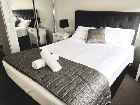 Broadbeach Private Apt With CHA - Accommodation Yamba 2