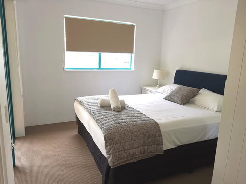 Broadbeach Private Apt With CHA - Accommodation Yamba 1