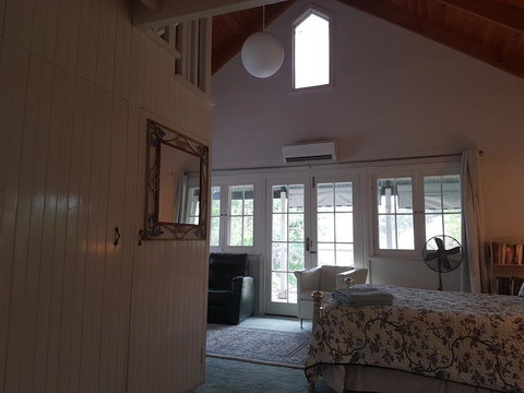 Brookvale House Balingup - Accommodation Yamba 2