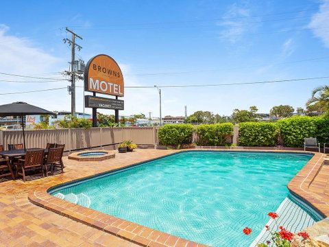 Browns At Broadbeach - Accommodation Yamba 0