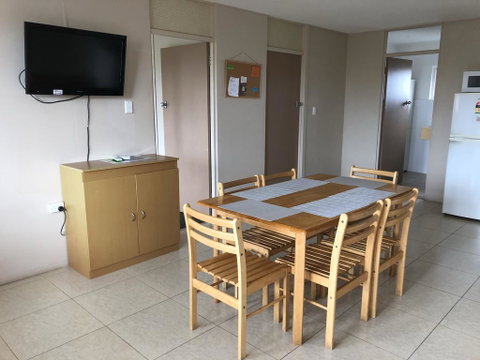 Browns At Broadbeach - Accommodation Yamba 1