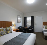 Cadman Motor Inn and Apartments - Accommodation Yamba