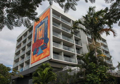 Cairns Plaza Hotel - Accommodation Yamba 1