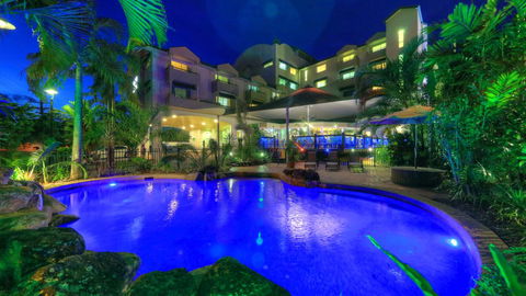Cairns Sheridan Hotel - Accommodation Yamba 0