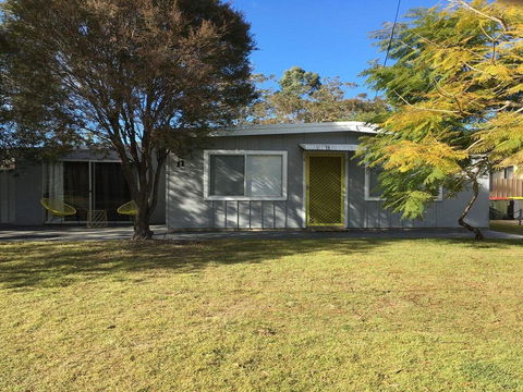 Callala Sun - Modern And Functional - Accommodation Yamba 0