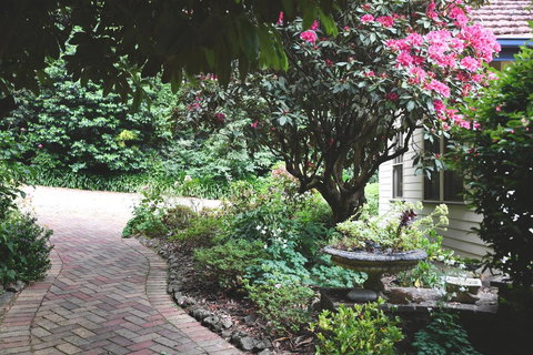 Cambridge Cottages - Accommodation Yamba 3