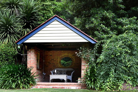 Cambridge Cottages - Accommodation Yamba 1
